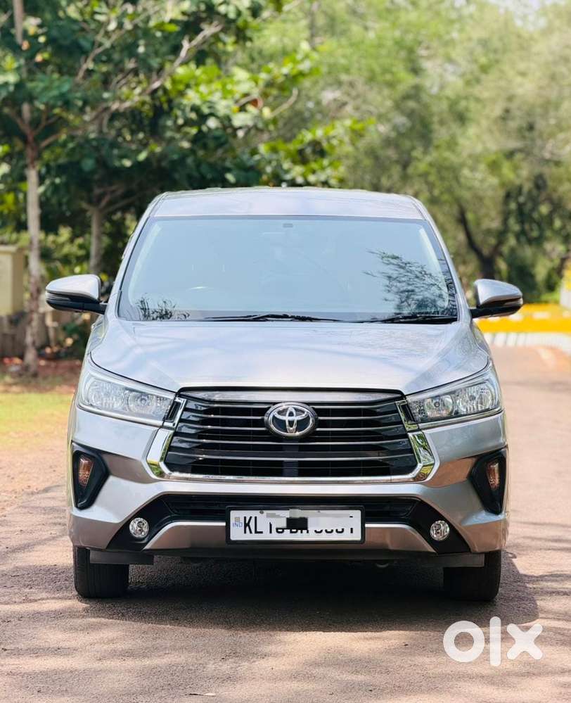Toyota Innova Crysta 2.4 G Mt, 2022, Diesel