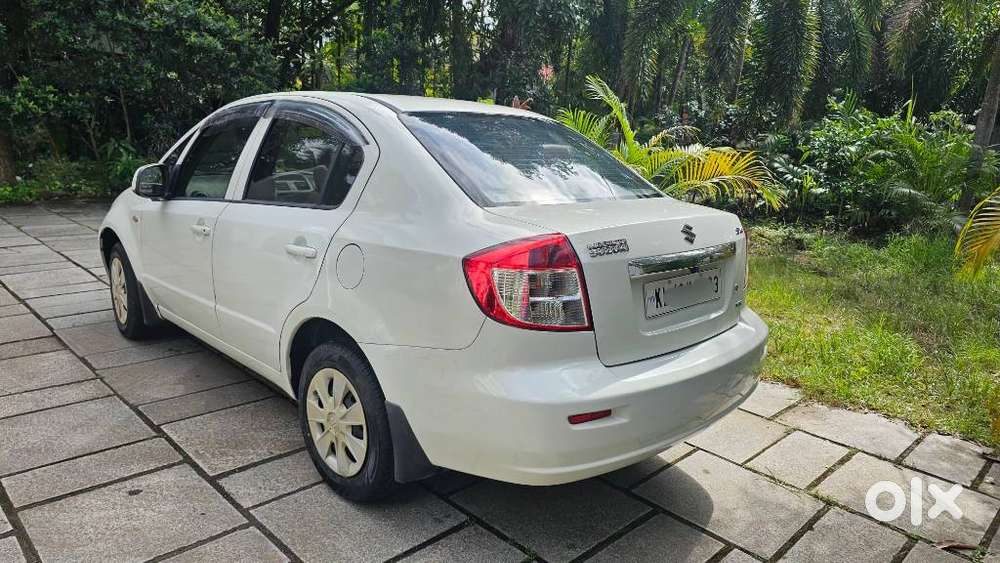 Maruti Suzuki Sx4 Vxi Bsiv, 2009, Petrol