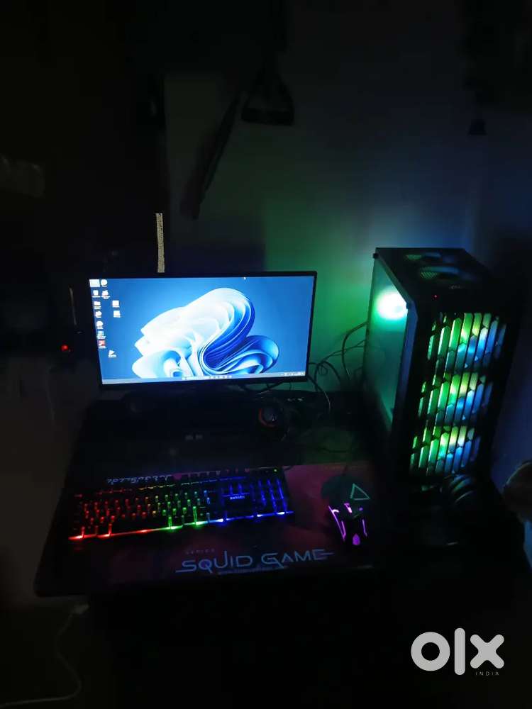 FULL PC SETUP WITH MONITOR