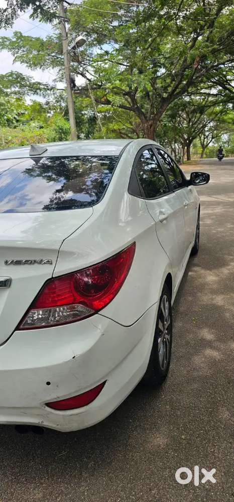 Hyundai Verna 1.6 Sx 2011
