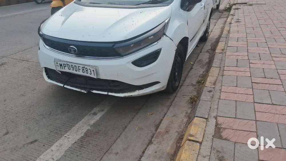 Tata Altroz 1.2 Xma Plus 2024