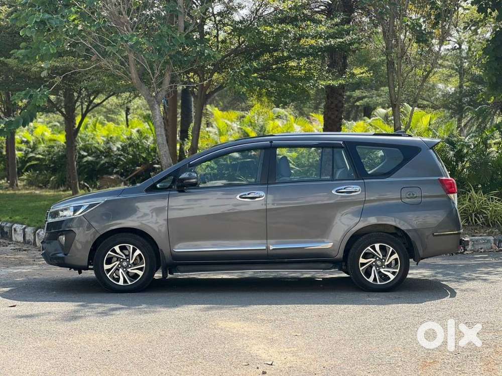 Toyota Innova Crysta [2020-ongoing] 2.4 Gx At 7 Str, 2021, Diesel