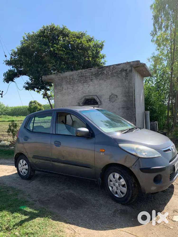 Top Variant With Rear Wiper