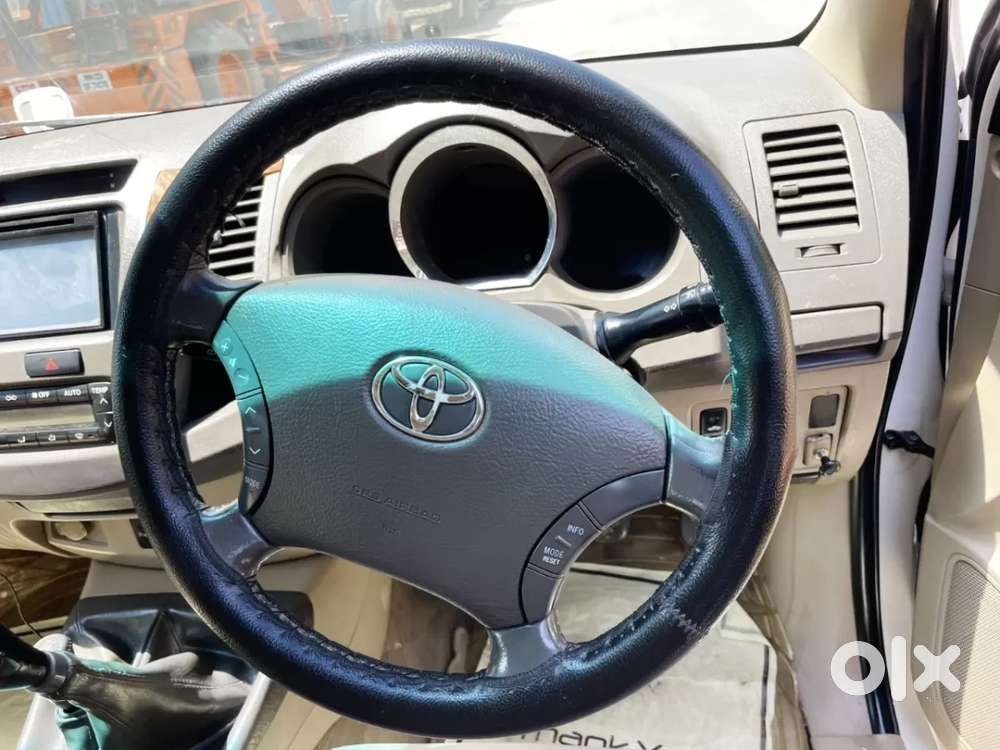 Toyota Fortuner, 2010, Diesel