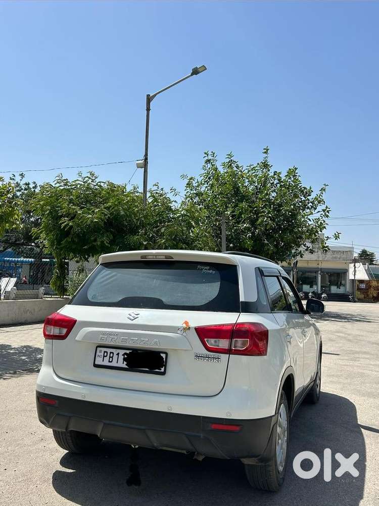 Maruti Suzuki Brezza 2017