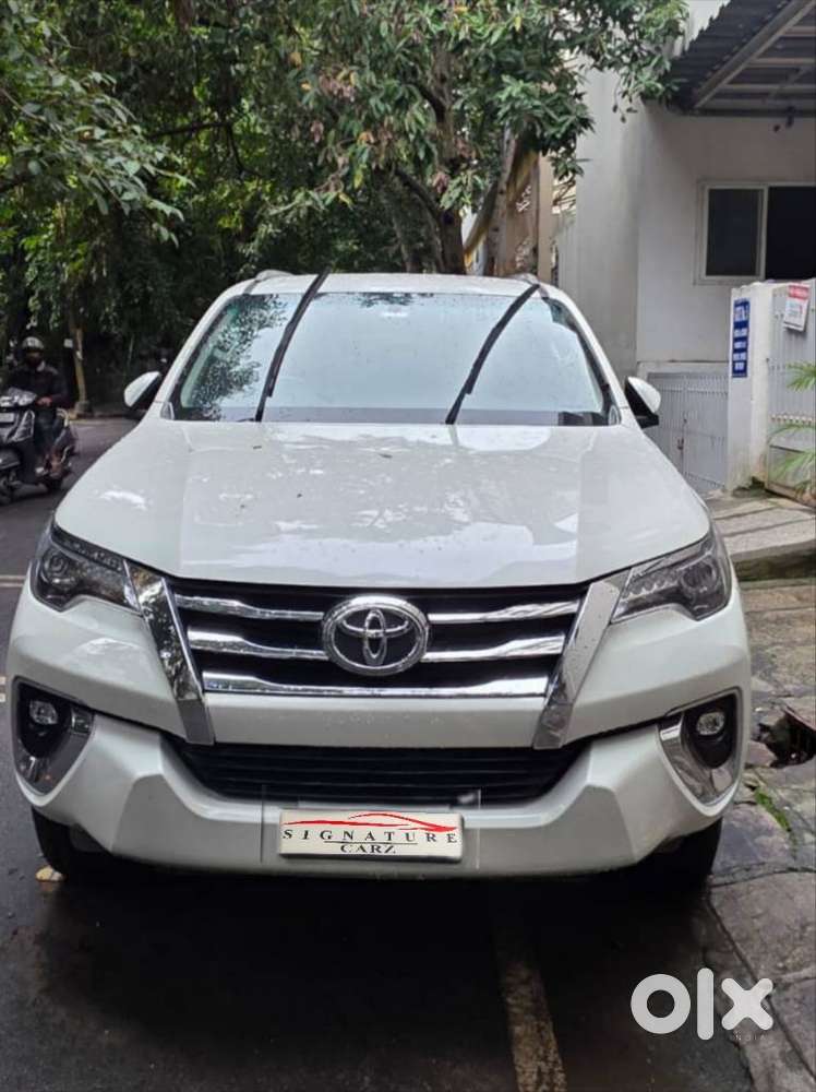 Toyota Fortuner 4x4 AT, 2018, Diesel
