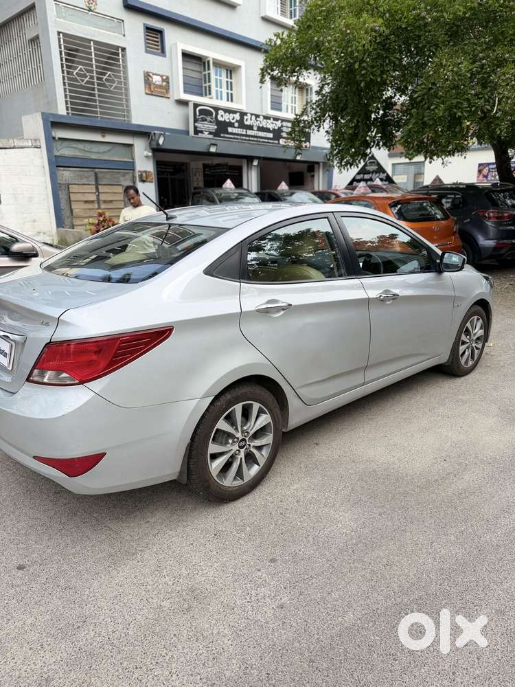 Hyundai Verna [2015-2017] Fluidic 4s 1.6 Vtvt S (o) Mt, 2015, Petrol