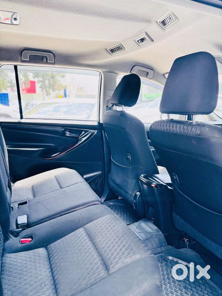 Toyota Innova Crysta 2.4 G Mt 8s, 2019, Diesel