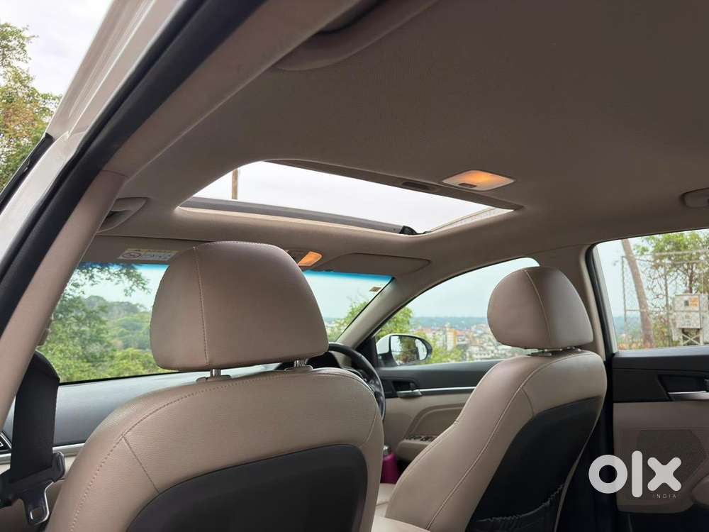 Hyundai Elantra 2020 Petrol Well Maintained