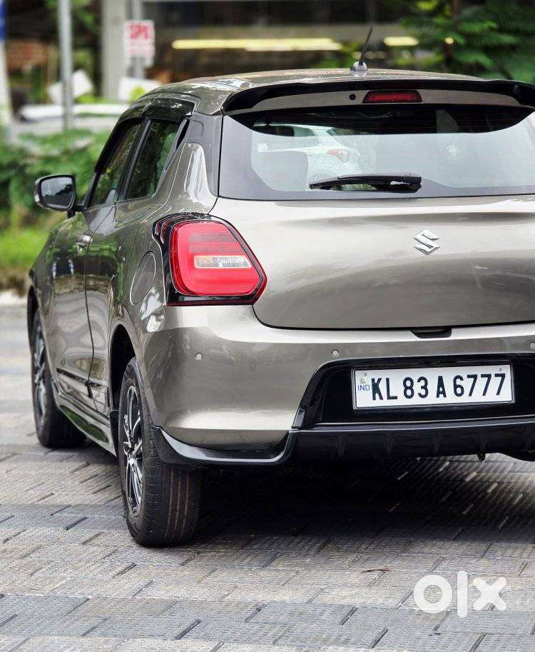 Maruti Suzuki Swift Zxi Plus, 2023, Petrol