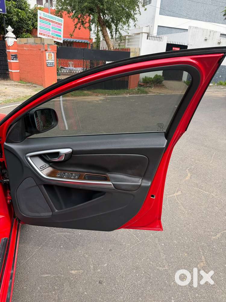 Volvo S60 D5 Inscription, 2014, Diesel