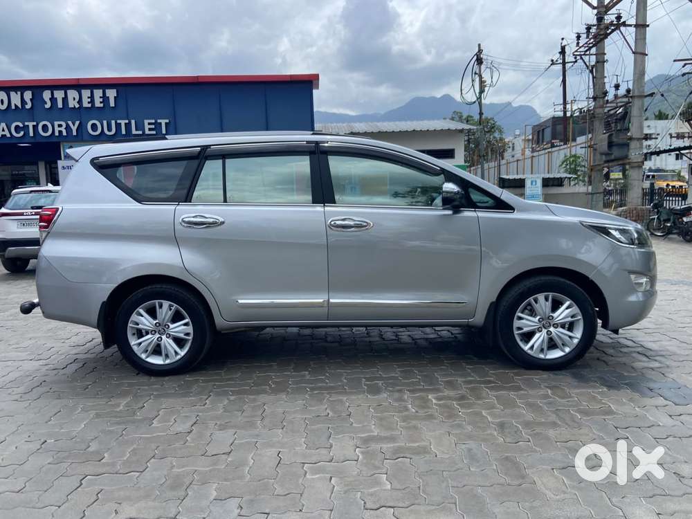 Toyota Innova Crysta 2.8z Automatic, 2018, Diesel