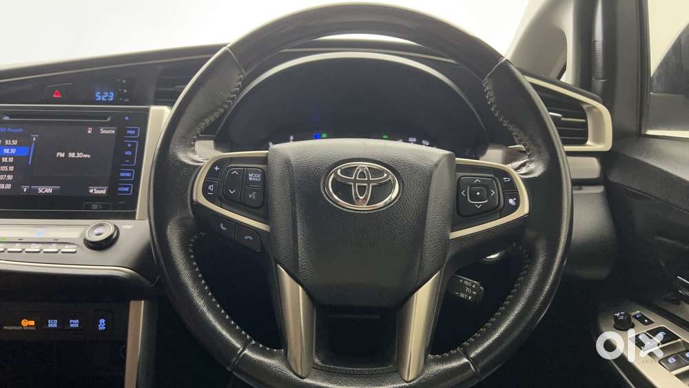 Toyota Innova Crysta 2.8 Zx At 7 Seater, 2018, Diesel
