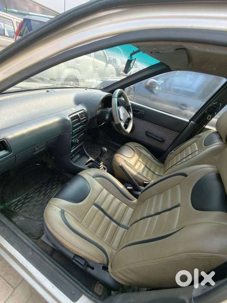 Maruti Suzuki Esteem Lx - Bsiii, 2006, Petrol