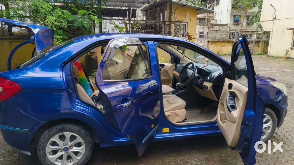 Ford Aspire Titatinium 2015