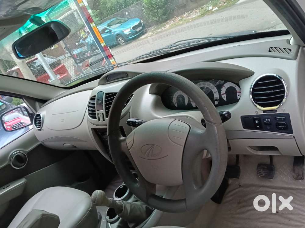 Mahindra Quanto C8, 2013, Diesel