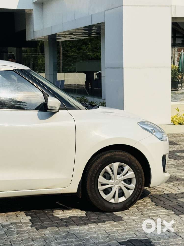 Maruti Suzuki Swift Vxi Optional, 2022, Petrol