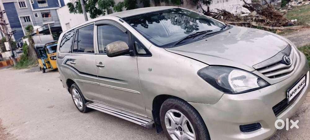 Toyota Innova 2.5 G (diesel) 8 Seater, 2007, Diesel