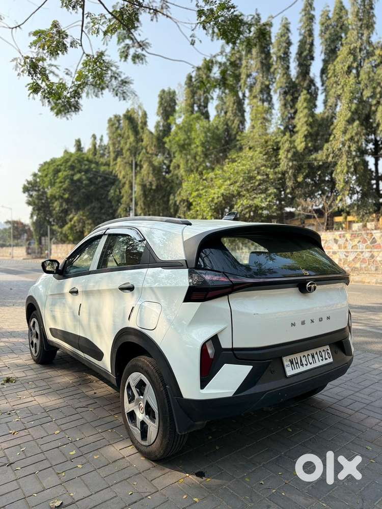 Tata Nexon Smart 1.2 Revotron Petrol 5 Mt, 2024, Petrol