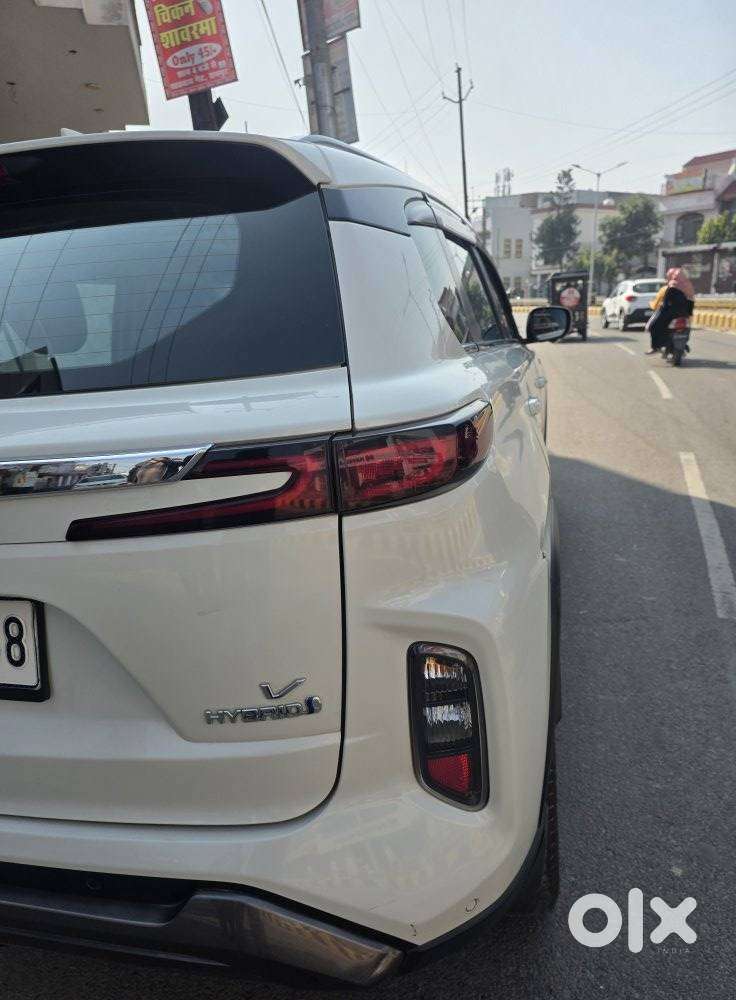 Toyota Urban Cruiser Hyryder V Hybrid Aero Edition, 2024, Petrol