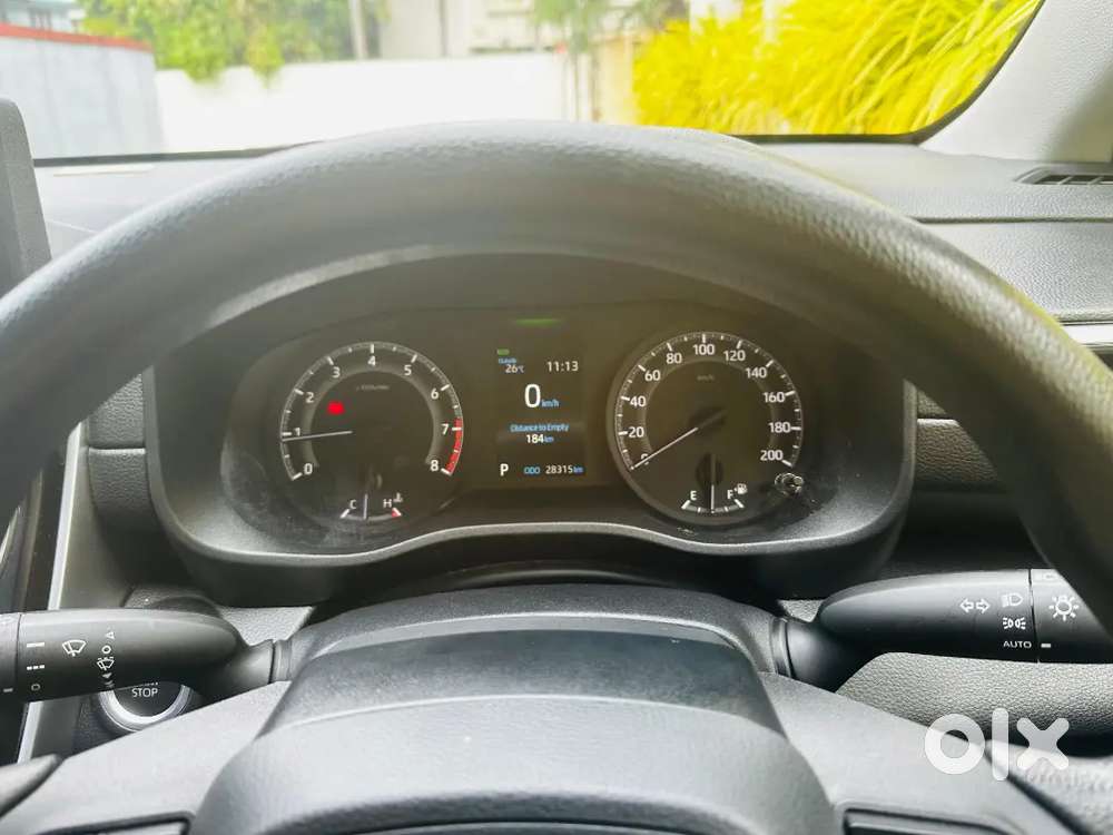 Toyota Innova Hycross 2024