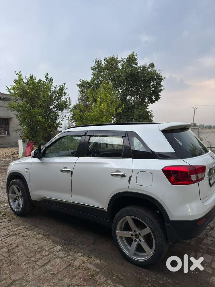 Brezza 2018 Well Maintained Showroom Condition