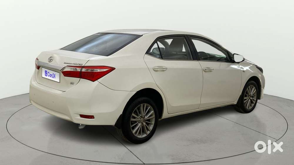 Toyota Corolla Altis 2013-2017 Vl At, 2016, Petrol
