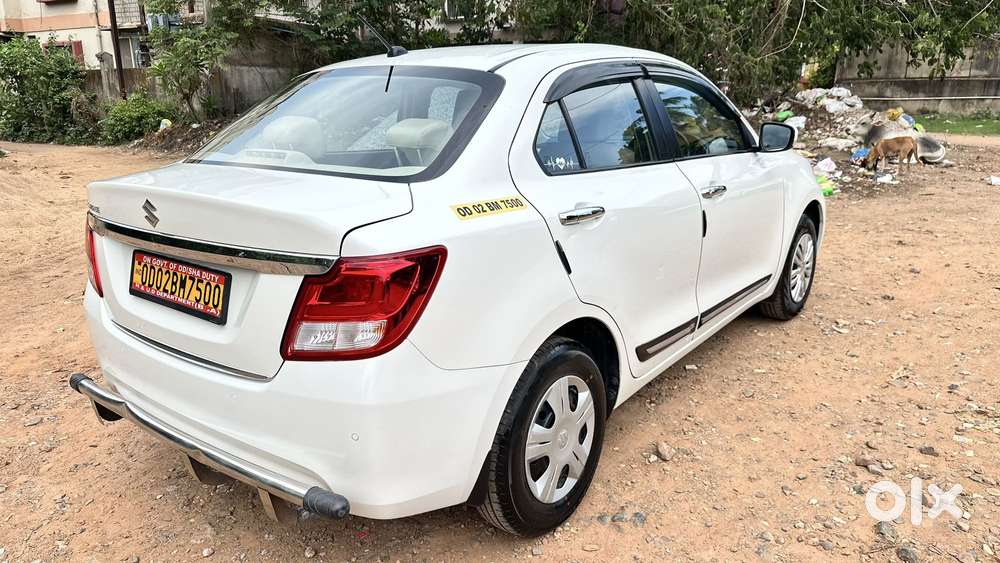 Maruti Suzuki Swift Dzire Vxi Optional, 2020, Petrol