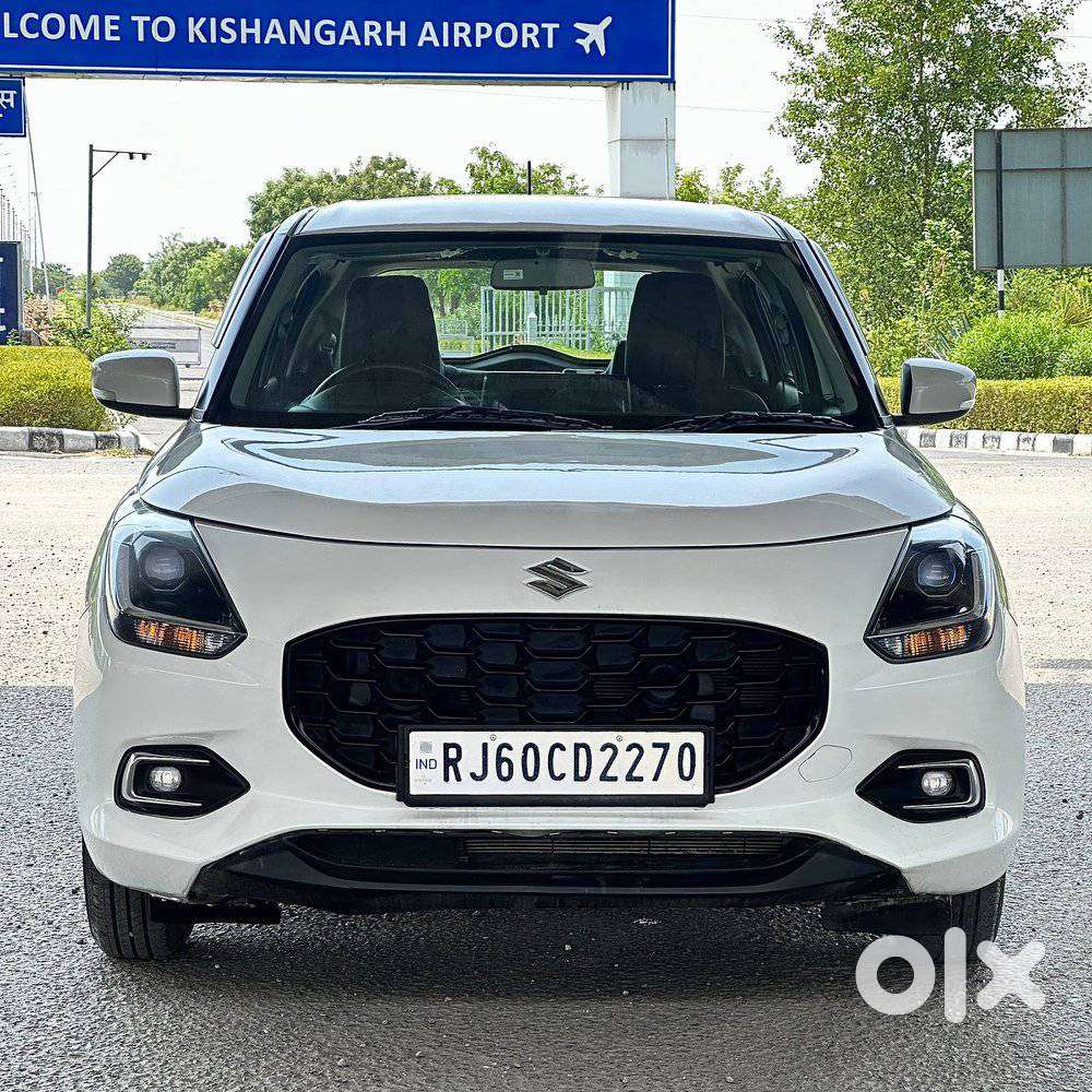 Maruti Suzuki Swift Vxi + Manual, 2025, Petrol