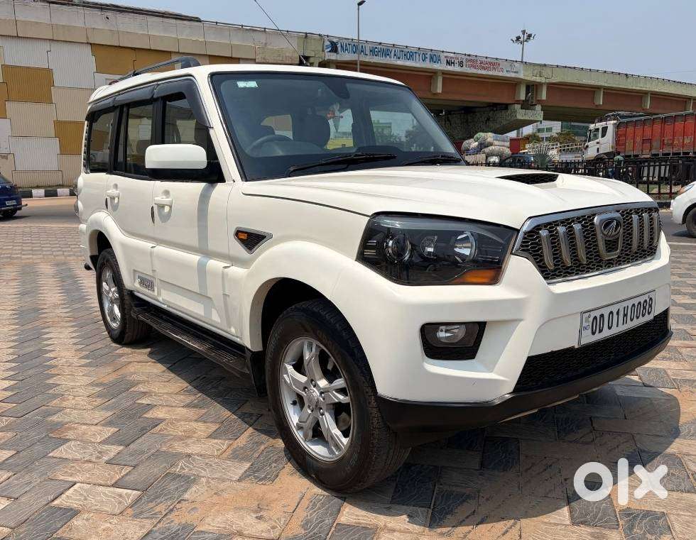 Mahindra Scorpio 1.99 S10, 2015, Diesel
