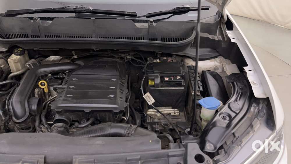 Volkswagen Taigun Topline 1.0 Tsi At (electric Seats), 2023, Petrol