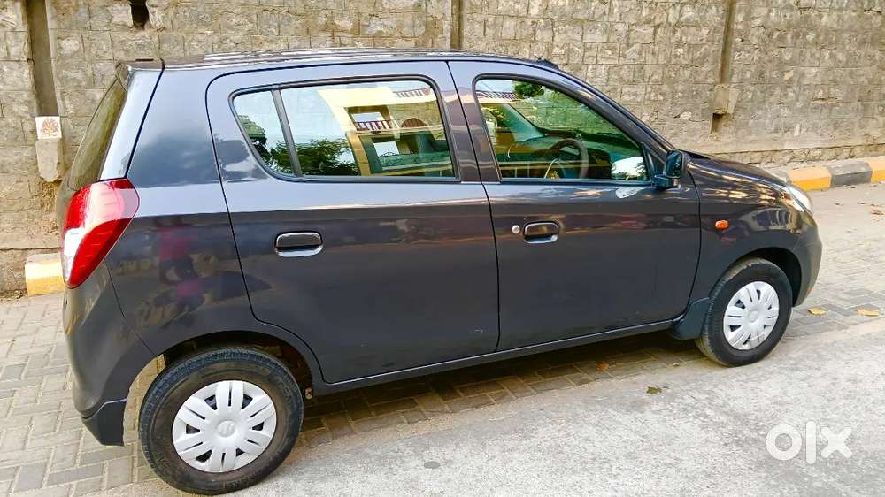 Maruti Suzuki Alto ,1st Owner. 15 K Running. Reverse Camera .