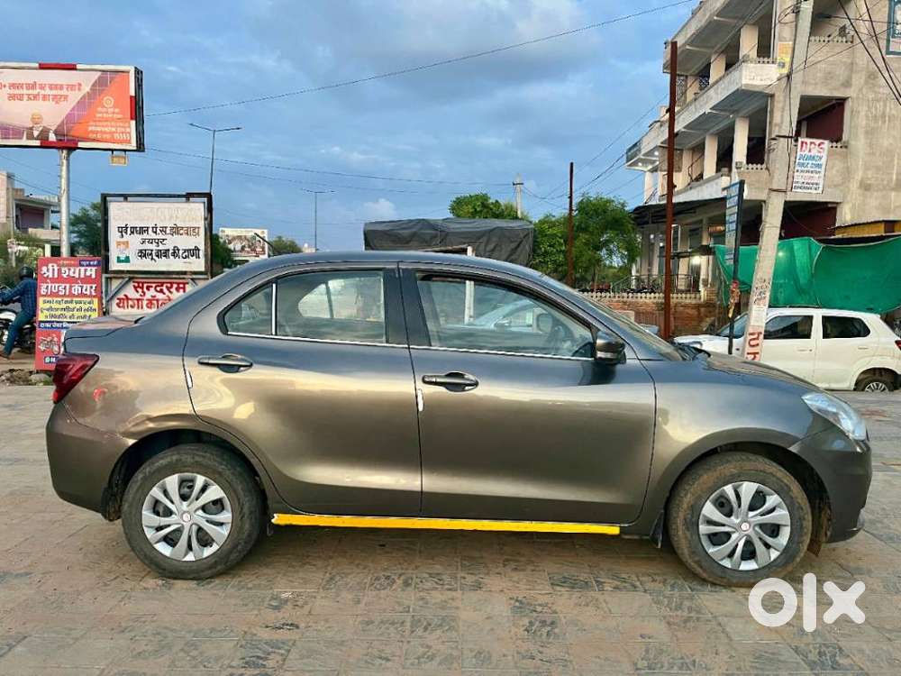 Maruti Suzuki Swift Dzire 1.2 Vxi Bsiv, 2023, Cng & Hybrids
