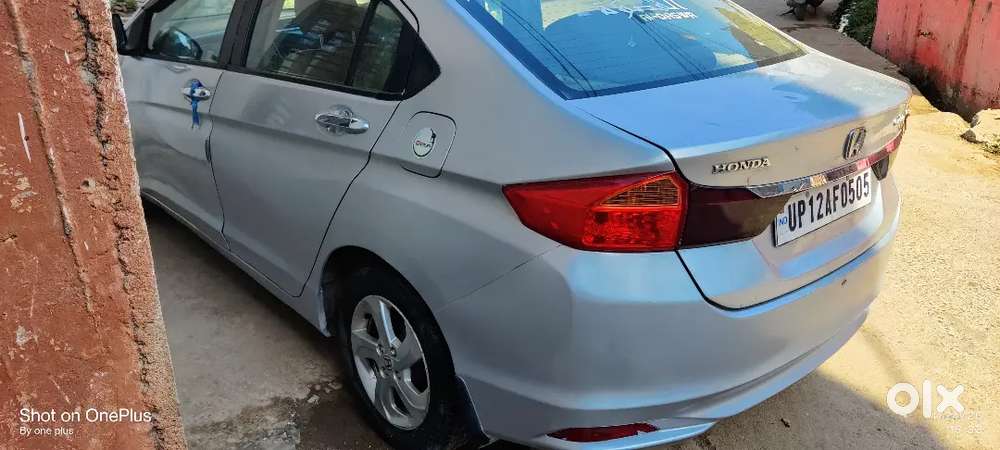 Honda City 2014 Diesel 76000 Km Driven With Sunroof
