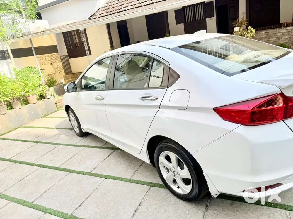 Honda City 2015 Petrol 128000 Km Driven