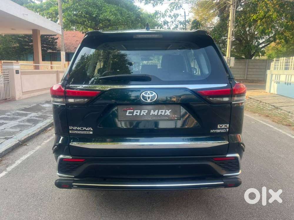 Toyota Innova Hycross 2.0 Vx (o) Hybrid 8 Str, 2024, Petrol
