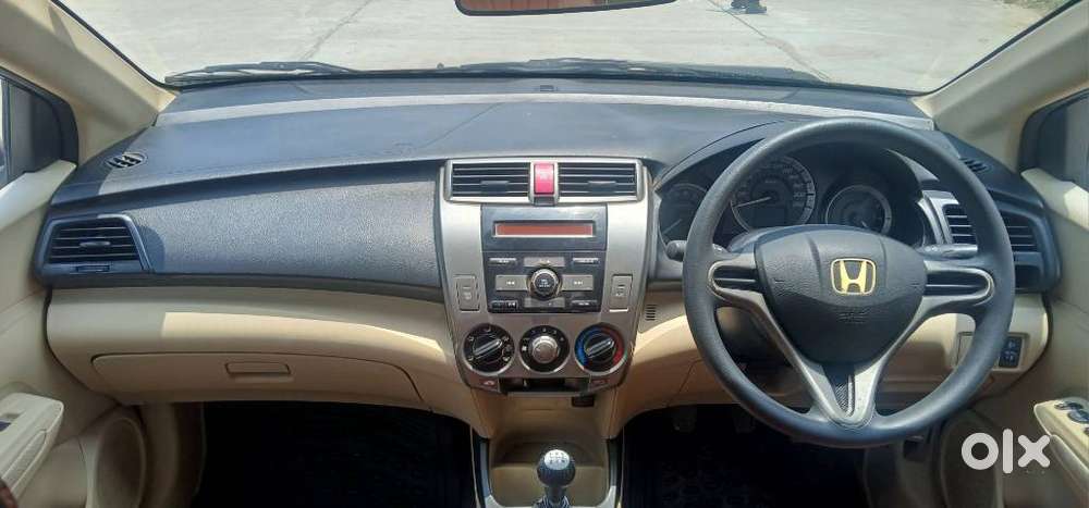 Honda City E Mt I-vtec, 2013, Petrol