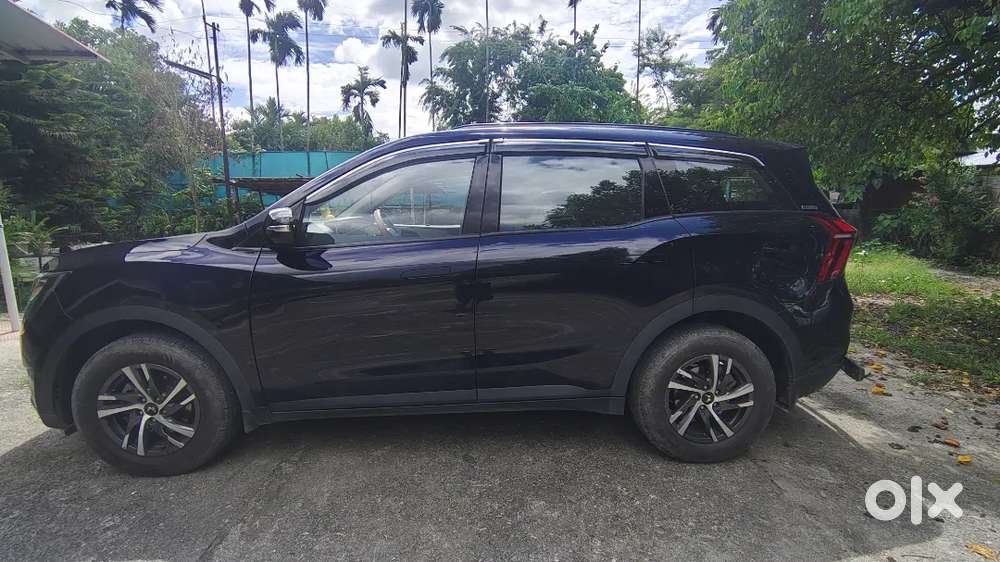 Mahindra Xuv700 Petrol 2025