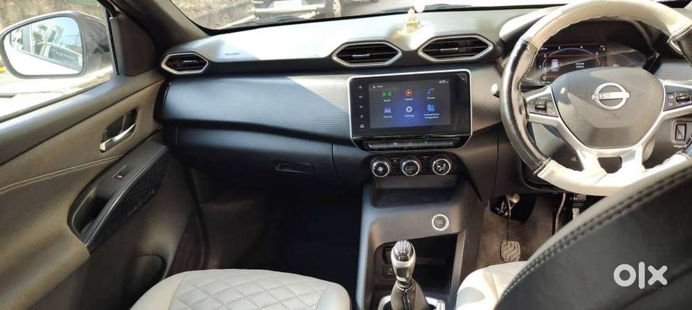 Nissan Magnite 1.0 Xv Premium, 2025, Petrol