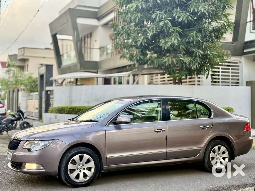 Skoda Superb 2013-2015 Elegance 1.8 Tsi Mt, 2013, Petrol