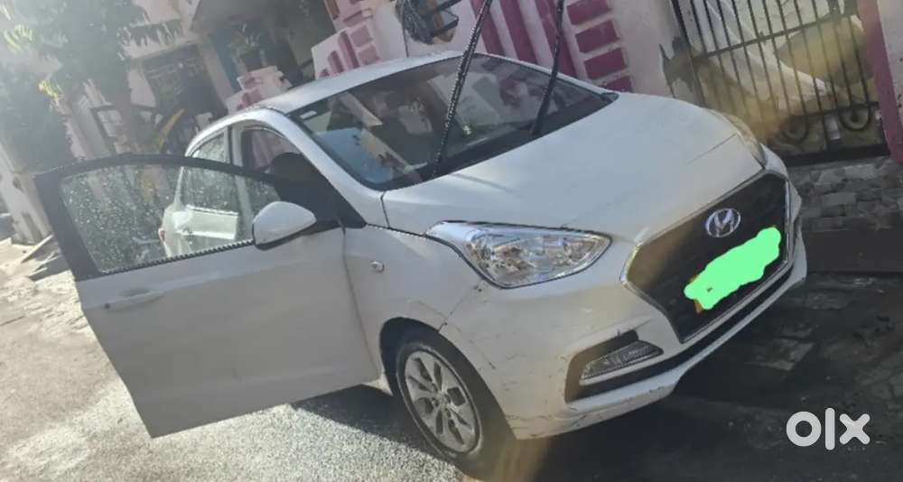 Hyundai Xcent Diesel 2018 Variant