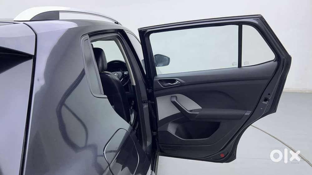 Skoda Kushaq 1.0 Tsi Ambition At, 2022, Petrol