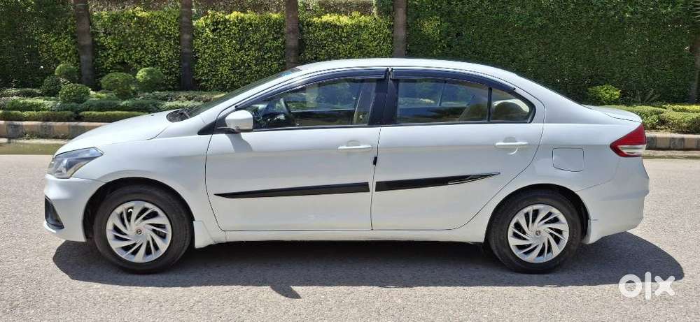 Maruti Suzuki Ciaz 1.3 Sigma Shvs Mt, 2018, Cng & Hybrids