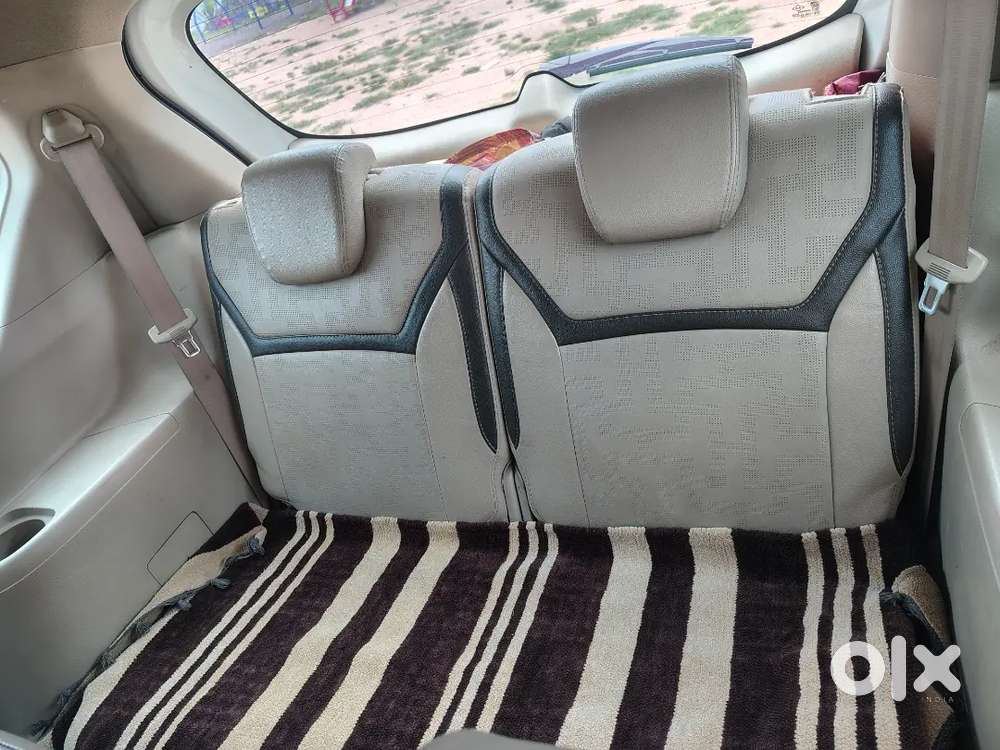 Maruti Suzuki Ertiga Zxi 2024