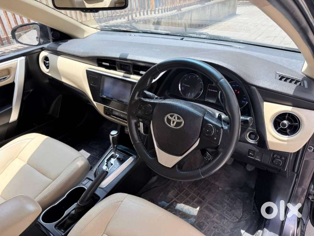 Toyota Corolla Altis 2013-2017 Vl At, 2017, Petrol