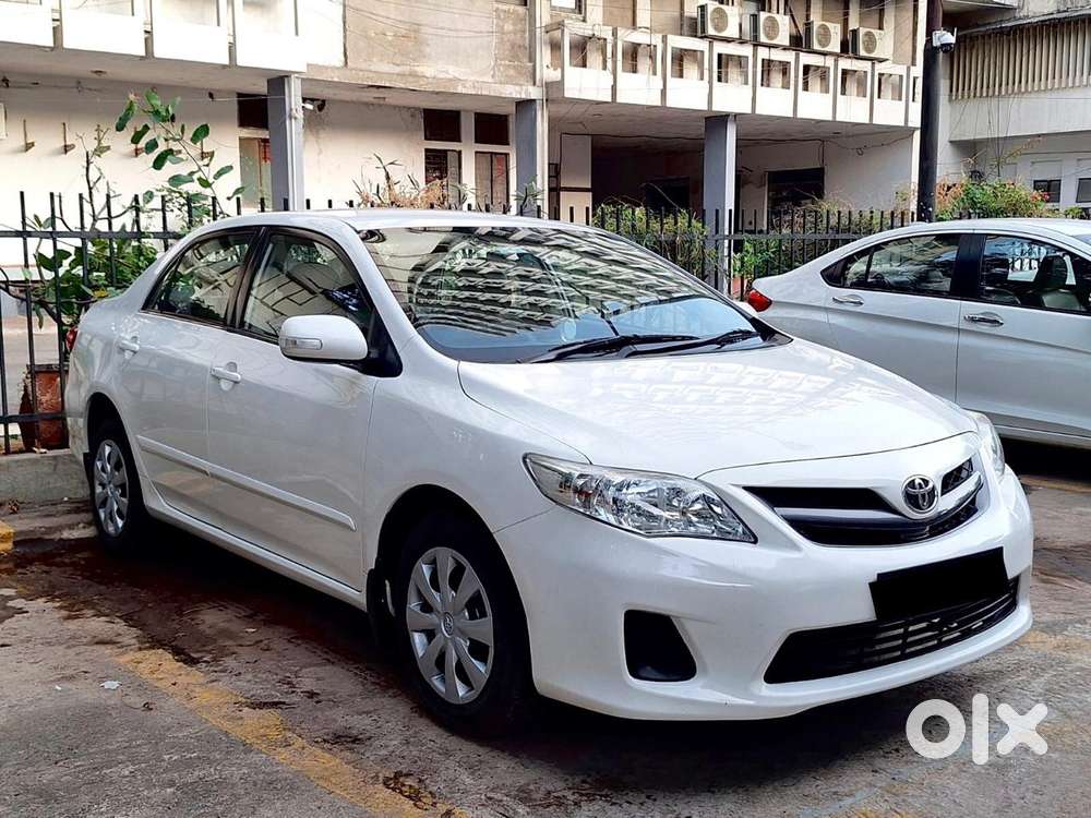 Toyota Corolla Altis 1.8 J, 2012, Diesel
