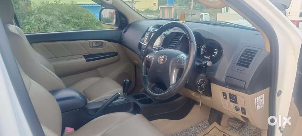 Toyota Fortuner 3.0l 2wd At 2016