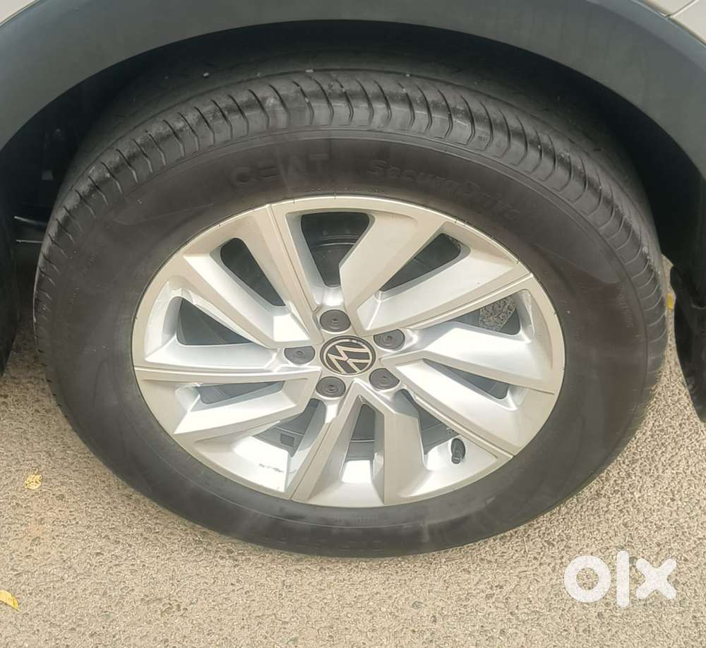 Volkswagen Taigun 1.0 TSI Highline AT, 2024, Petrol