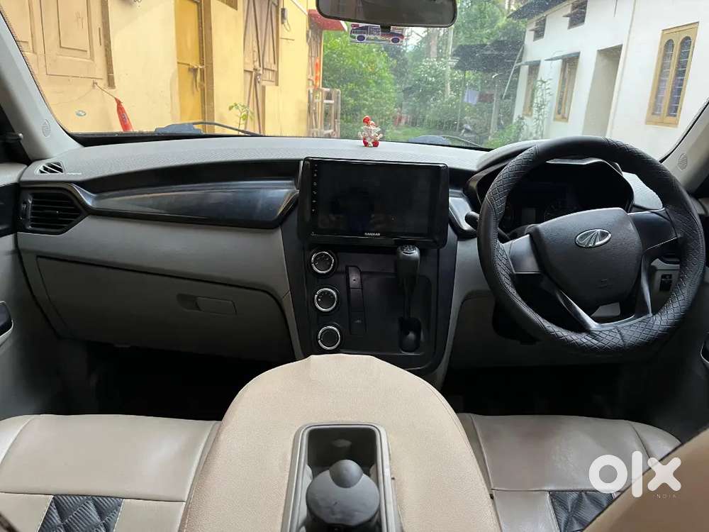 Kuv100 Petrol
