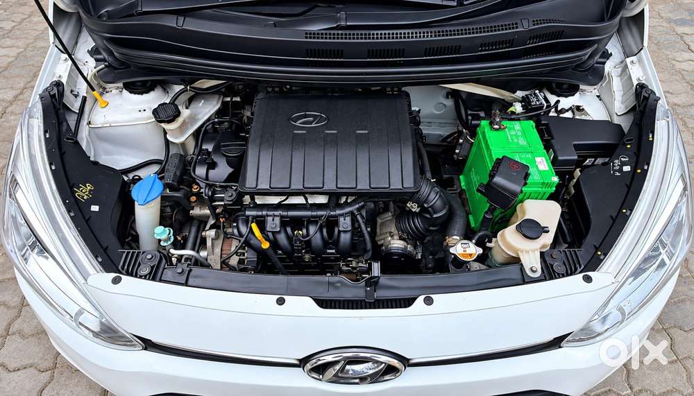 Hyundai Grand I10 Sportz, 2016, Petrol